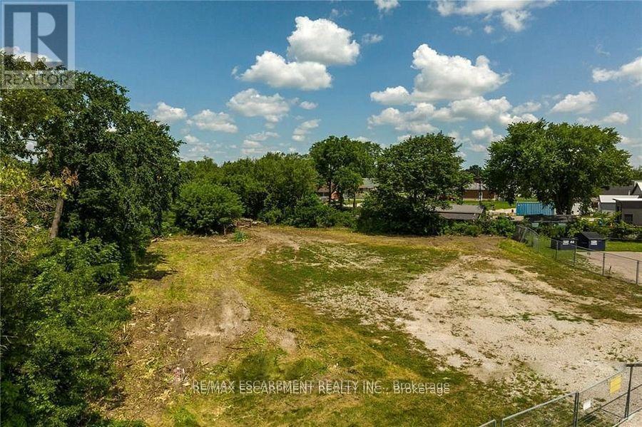 4 Talbot Street W, Haldimand, ON