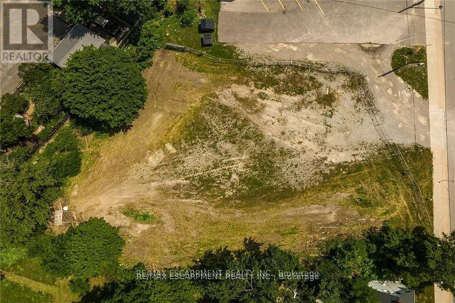 4 Talbot Street W, Haldimand, ON