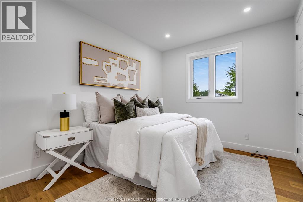 8323 Annie, Mcgregor, ON - Indoor Photo Showing Bedroom