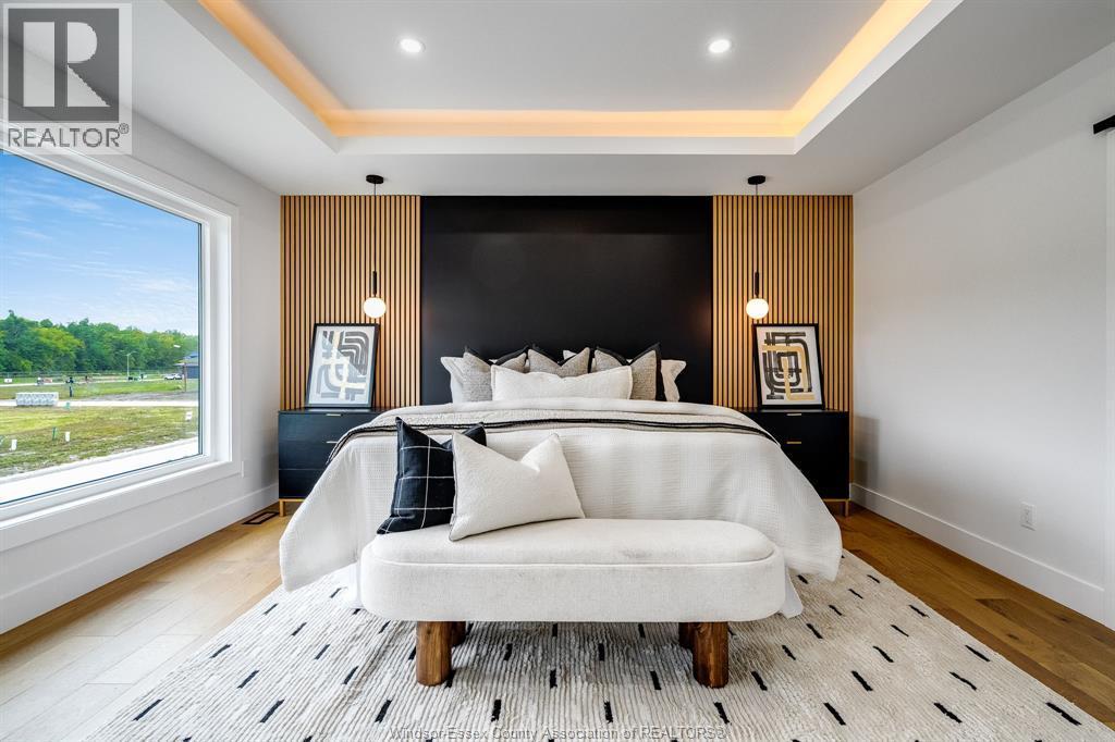 8323 Annie, Mcgregor, ON - Indoor Photo Showing Bedroom