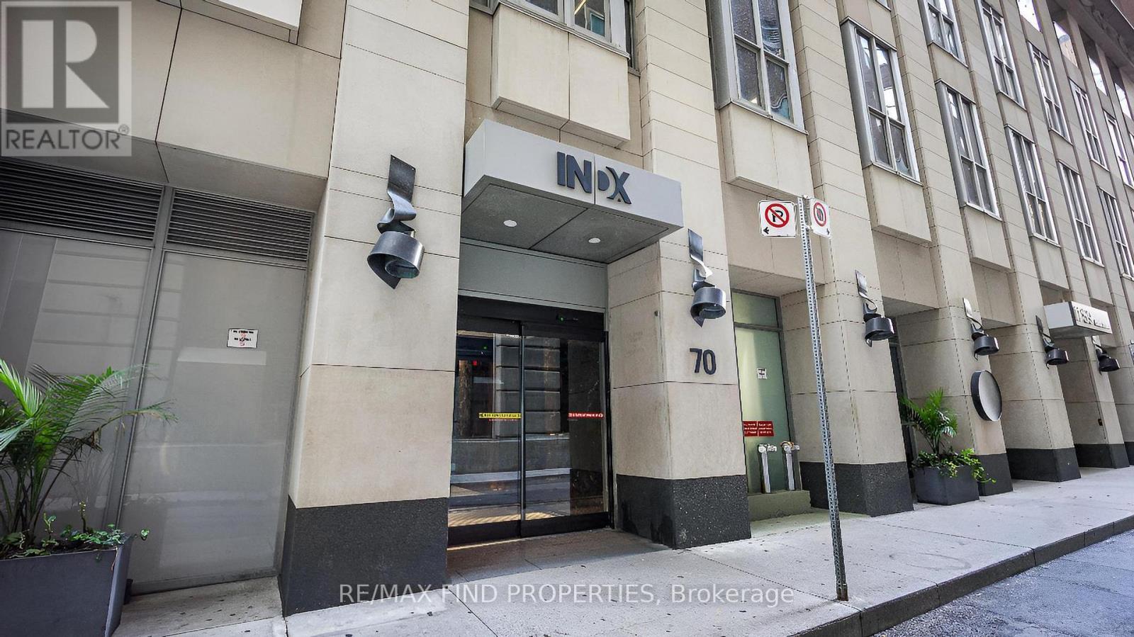 3814 - 70 Temperance Street, Toronto, ON - Outdoor With Exterior