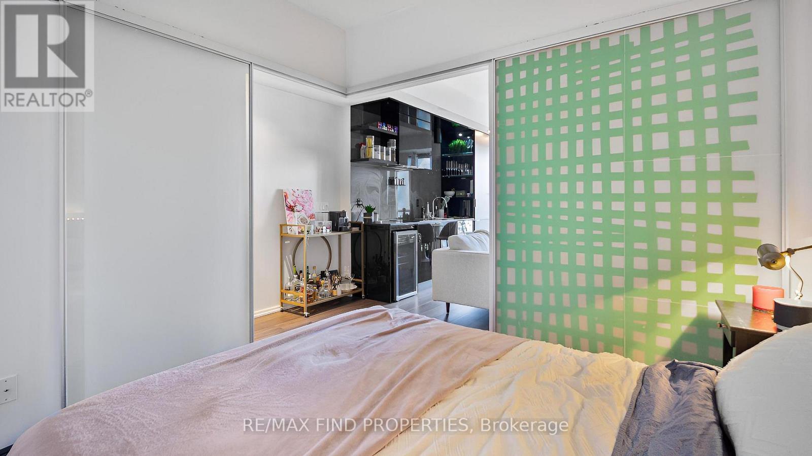 3814 - 70 Temperance Street, Toronto, ON - Indoor Photo Showing Bedroom