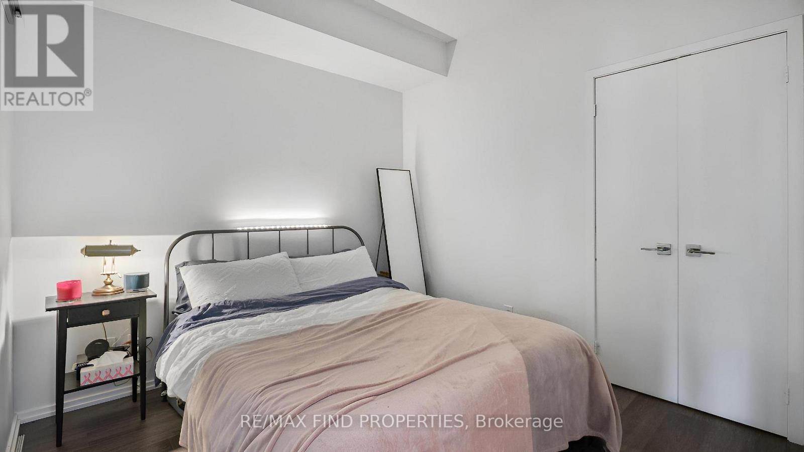 3814 - 70 Temperance Street, Toronto, ON - Indoor Photo Showing Bedroom