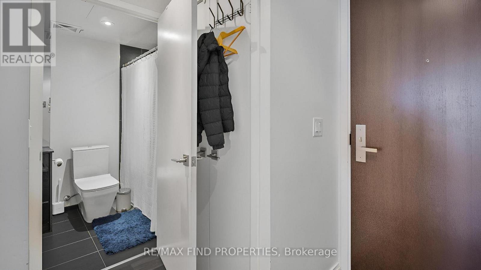 3814 - 70 Temperance Street, Toronto, ON - Indoor Photo Showing Bathroom