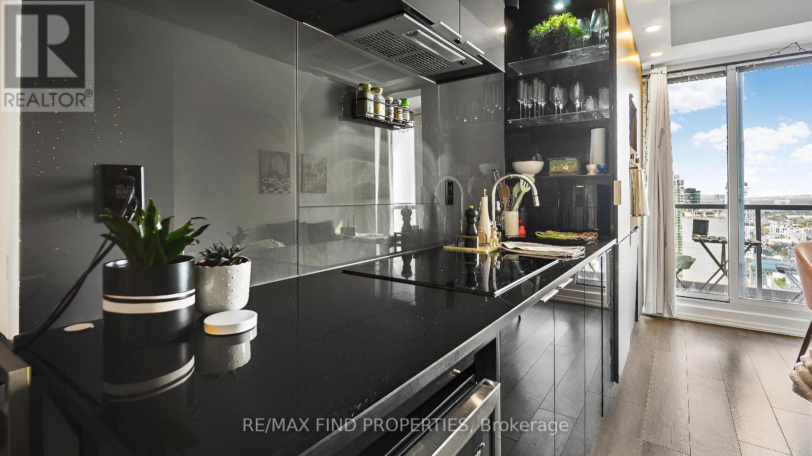 3814 - 70 Temperance Street, Toronto, ON - Indoor