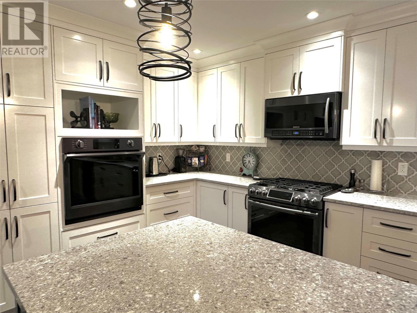 15 Ivany'S Road, Grand Falls-Windsor, NL - Indoor Photo Showing Kitchen With Upgraded Kitchen