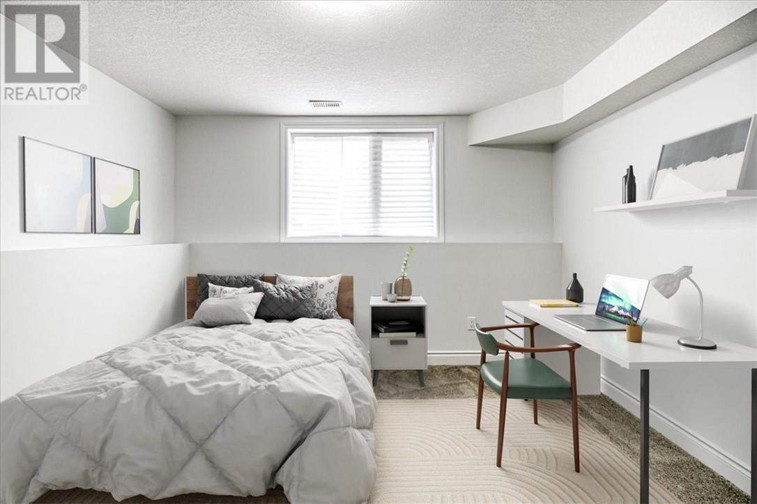 66 Meadowgreen Drive, Garson, ON - Indoor Photo Showing Bedroom