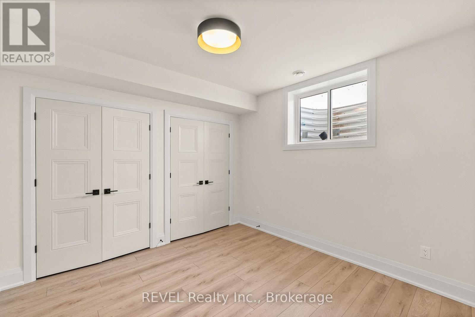 15 Oakley Drive, Niagara-On-The-Lake (Virgil), ON - Indoor Photo Showing Other Room