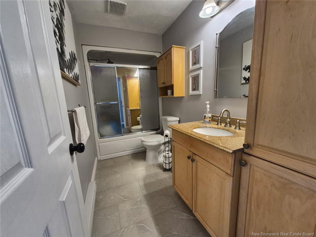 70 Bonavista Crt, Moncton, NB