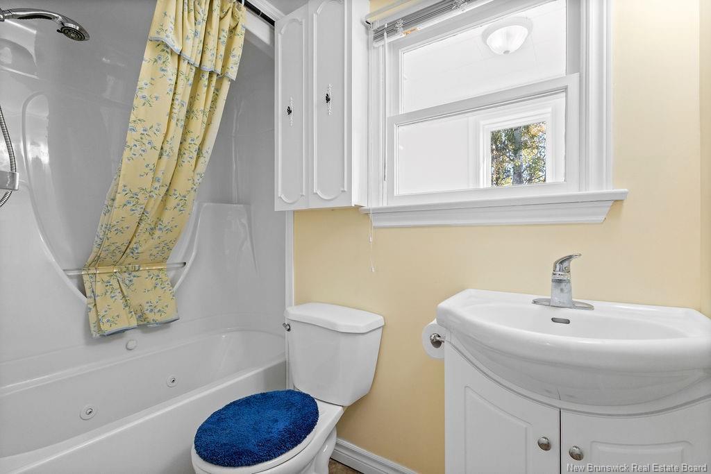 146 King George Highway, Miramichi, NB