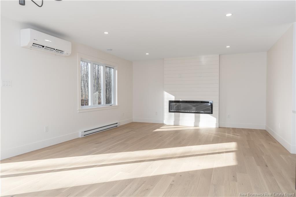 107 Rosenburg St, Moncton, NB