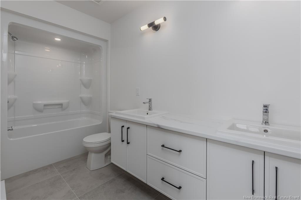 107 Rosenburg St, Moncton, NB