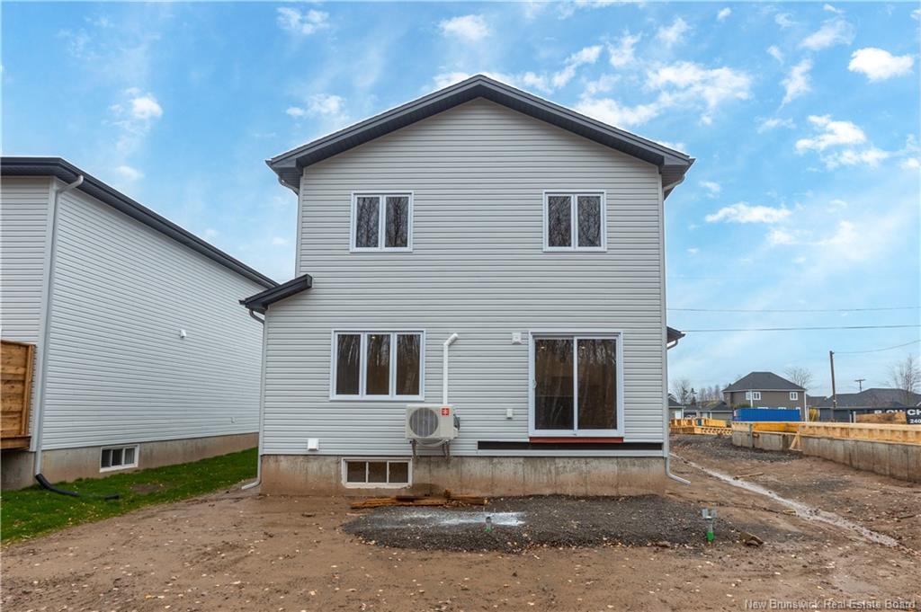 107 Rosenburg St, Moncton, NB