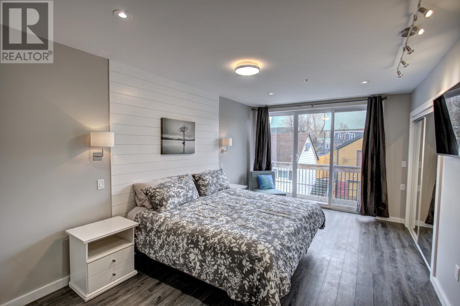 38 Brine Street, St. John'S, NL - Indoor Photo Showing Bedroom