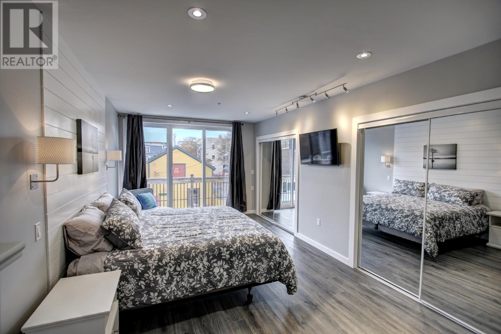 38 Brine Street, St. John'S, NL - Indoor Photo Showing Bedroom