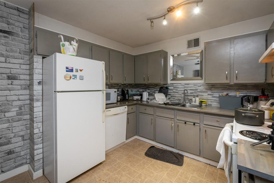 261 Alexander Street, Salmon Arm, BC