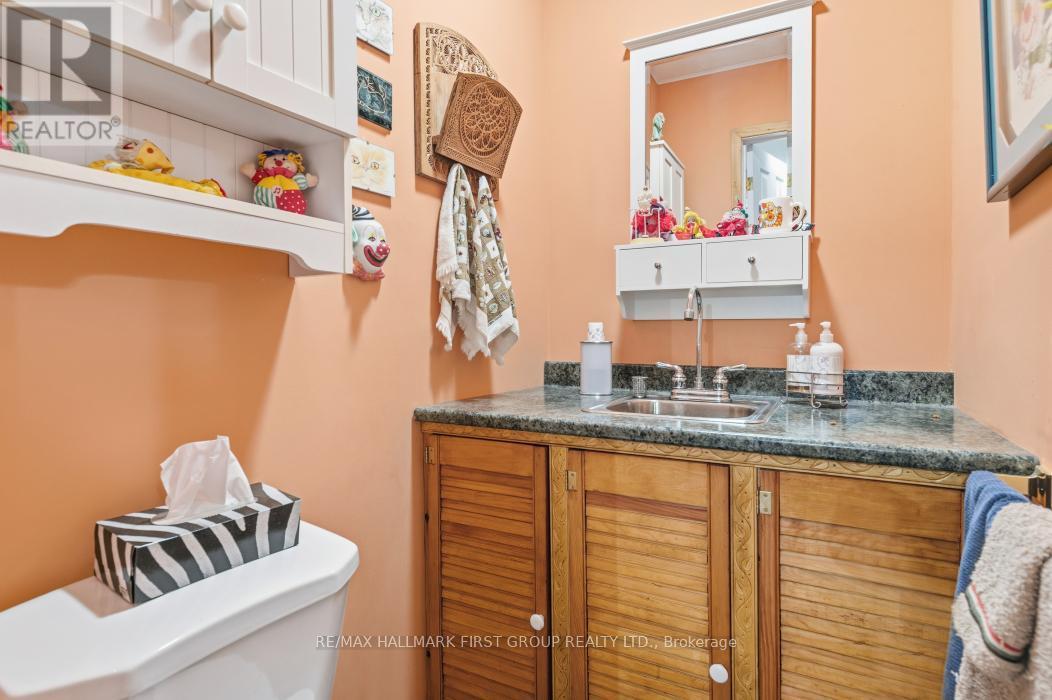 2 PC Bath Upper Level - 74 Cottage Lane, Tweed (Elzevir (Twp)), ON - Indoor Photo Showing Bathroom