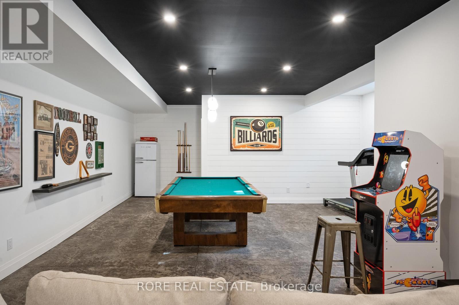 Games Room - 2439 Garrison Road, Fort Erie (Ridgeway), ON - Indoor Photo Showing Other Room