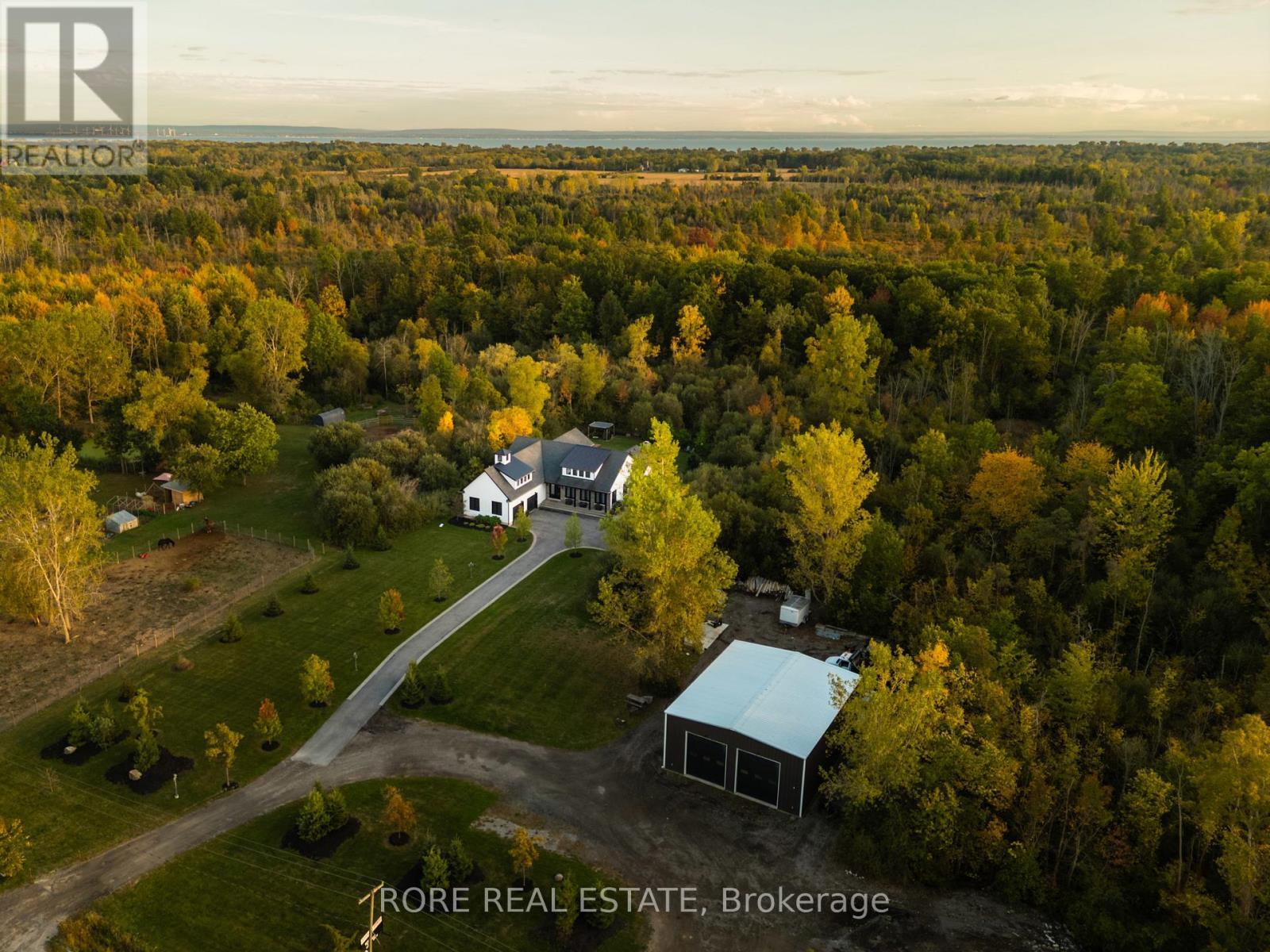 Workshop with heated floor - 2439 Garrison Road, Fort Erie (Ridgeway), ON - Outdoor With View