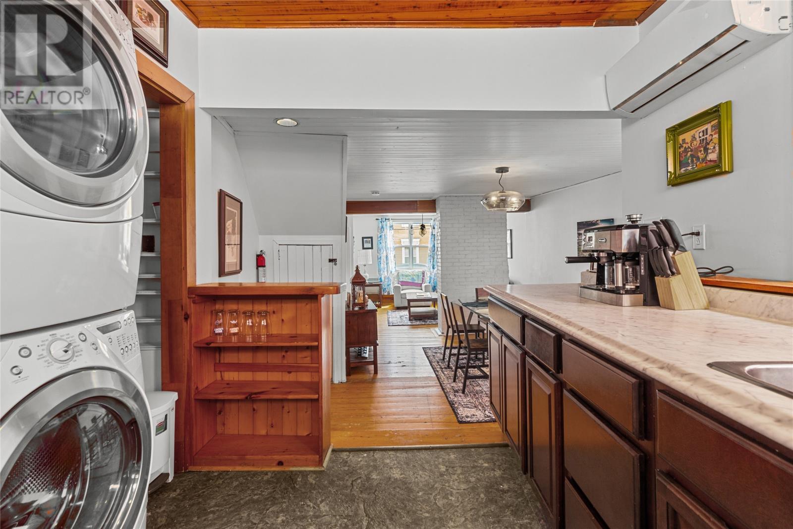 190 Gower Street, St. John'S, NL - Indoor Photo Showing Laundry Room