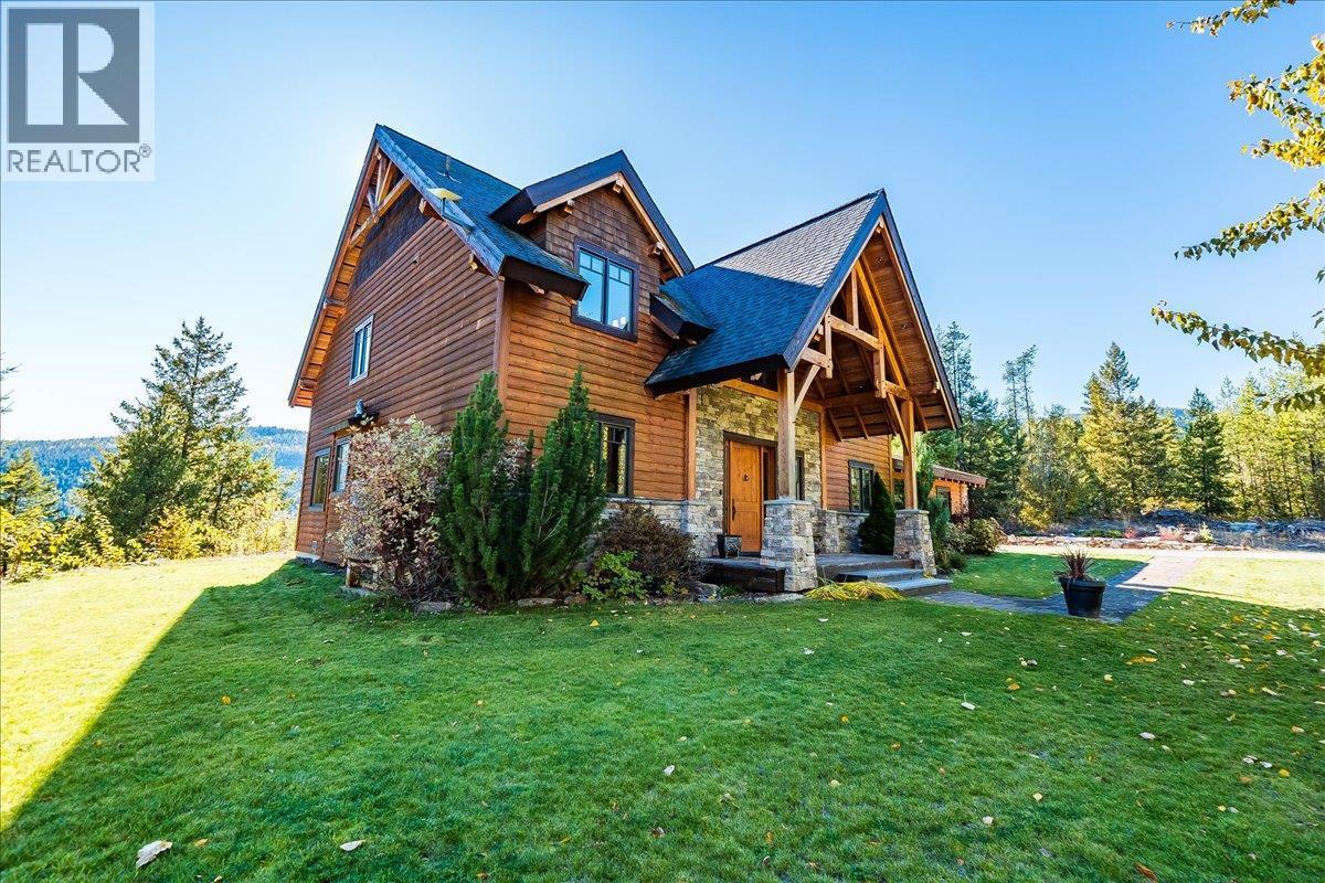 127 Grizzly Place, Castlegar, BC - Outdoor