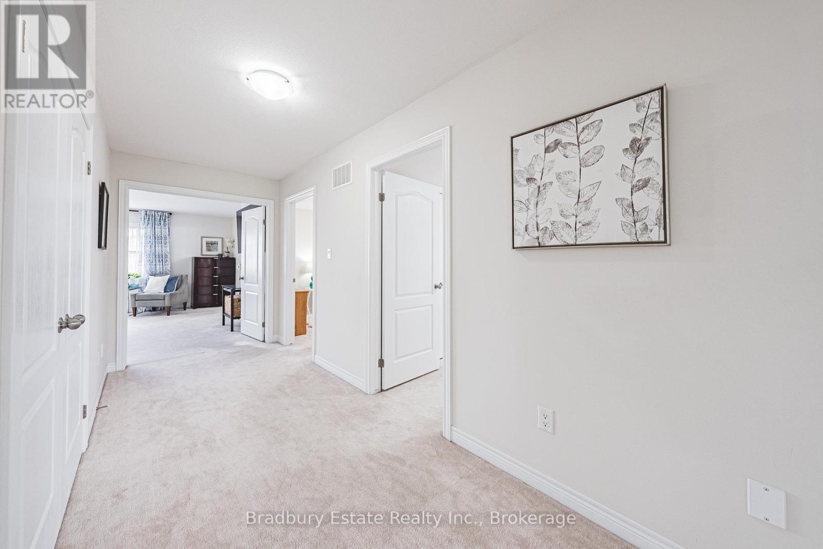 11 Weathering Heights, Hamilton (Stoney Creek Mountain), ON - Indoor Photo Showing Other Room