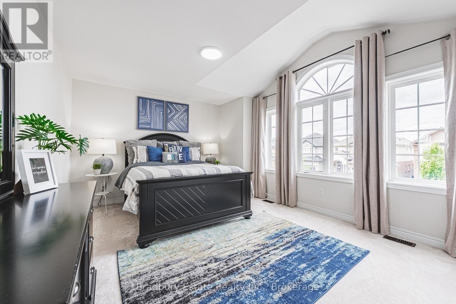 11 Weathering Heights, Hamilton (Stoney Creek Mountain), ON - Indoor Photo Showing Bedroom