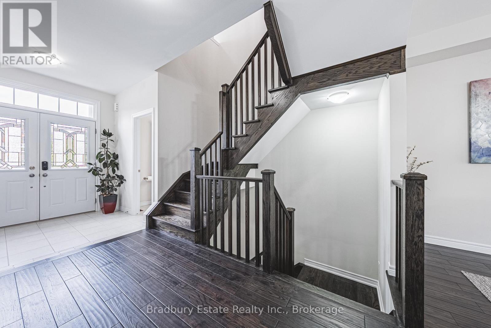 11 Weathering Heights, Hamilton (Stoney Creek Mountain), ON - Indoor Photo Showing Other Room