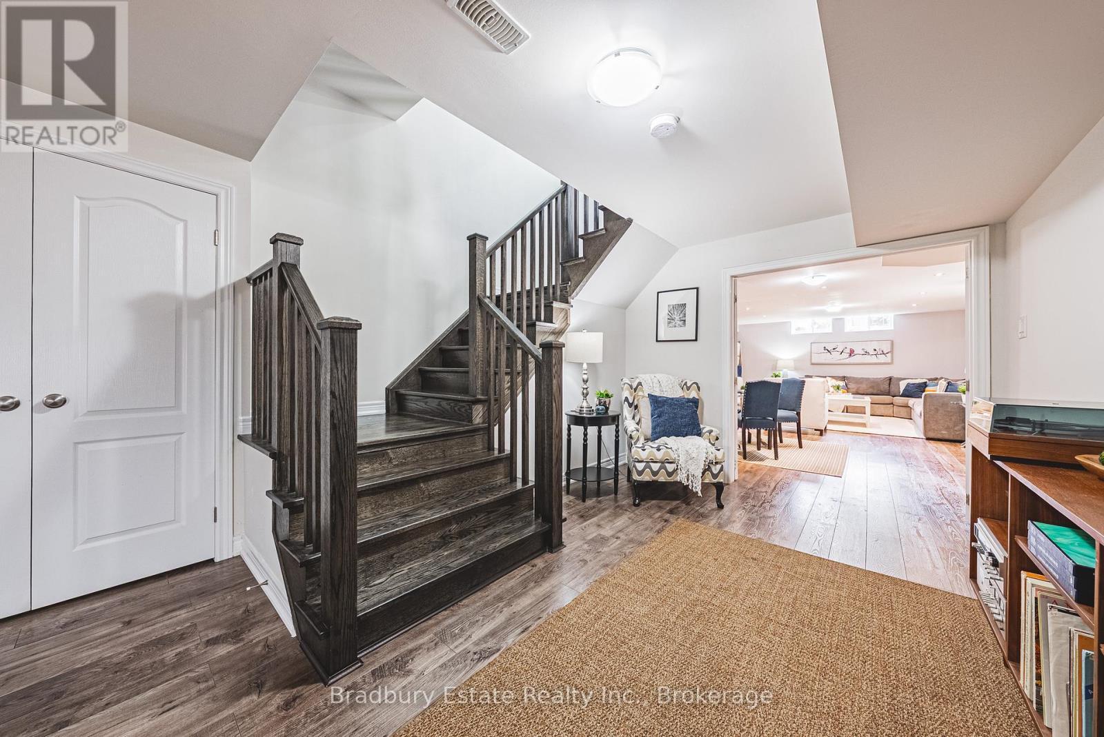 11 Weathering Heights, Hamilton (Stoney Creek Mountain), ON - Indoor Photo Showing Other Room