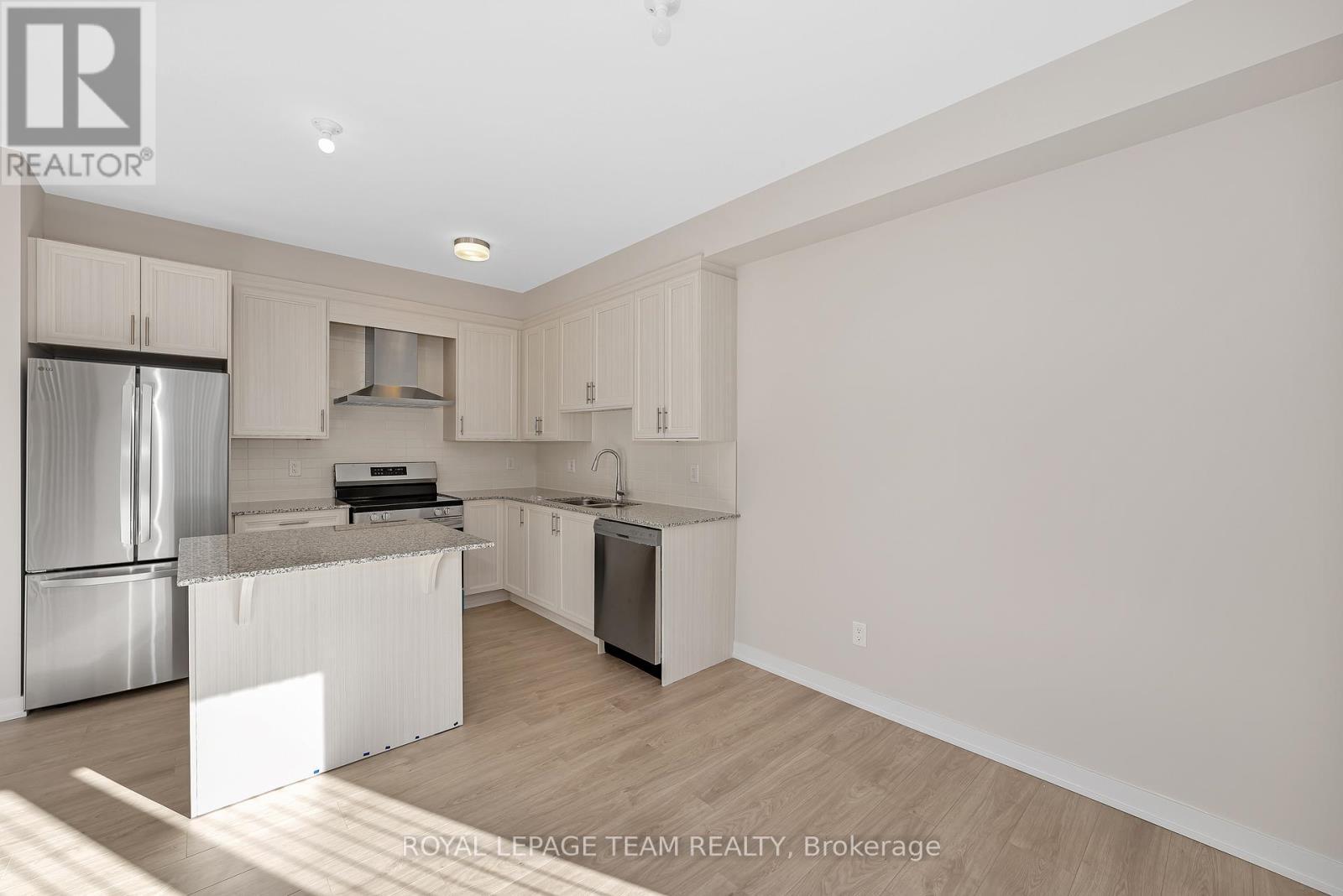48 Pumice Place S, Ottawa, ON - Indoor Photo Showing Kitchen With Double Sink