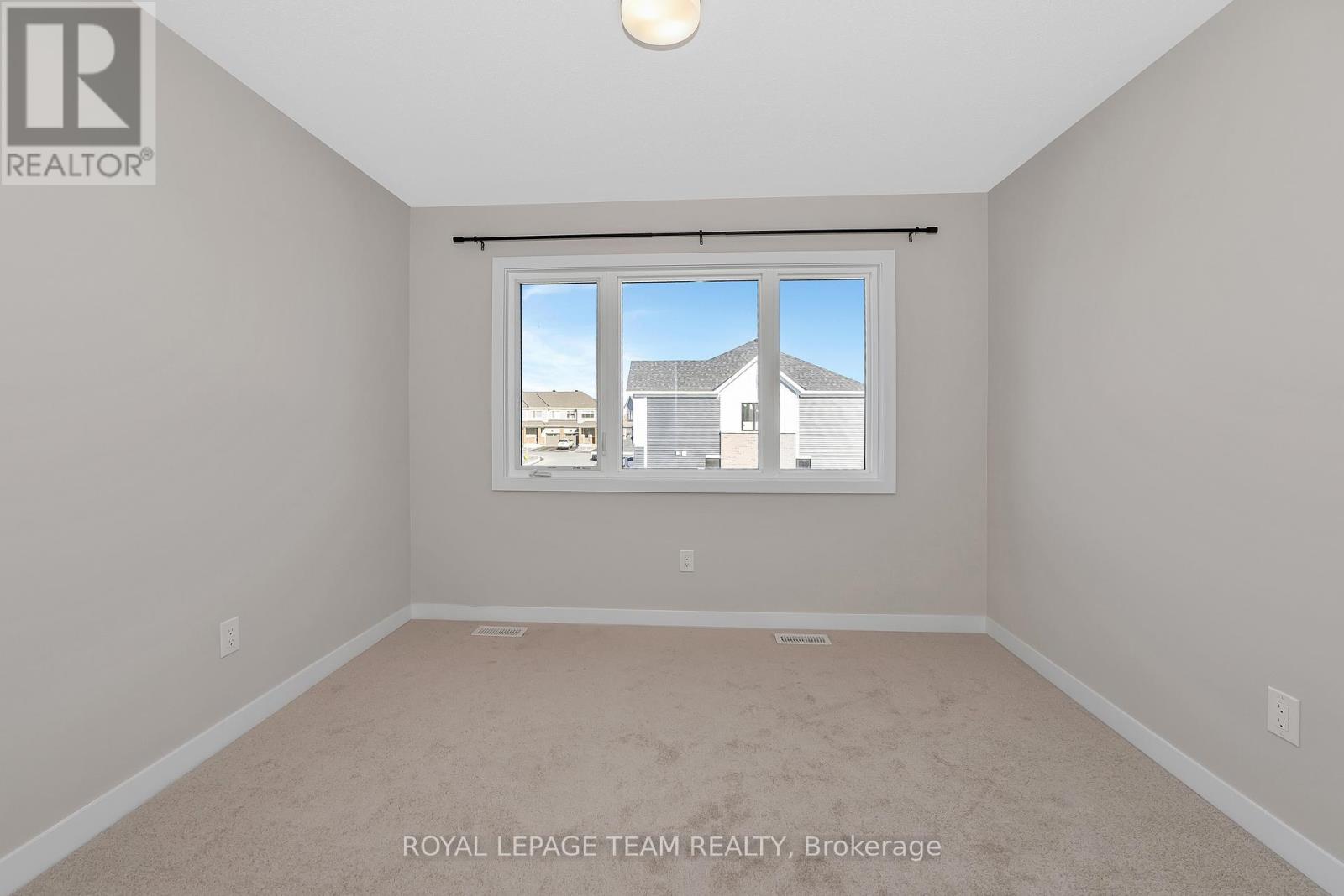 48 Pumice Place S, Ottawa, ON - Indoor Photo Showing Other Room