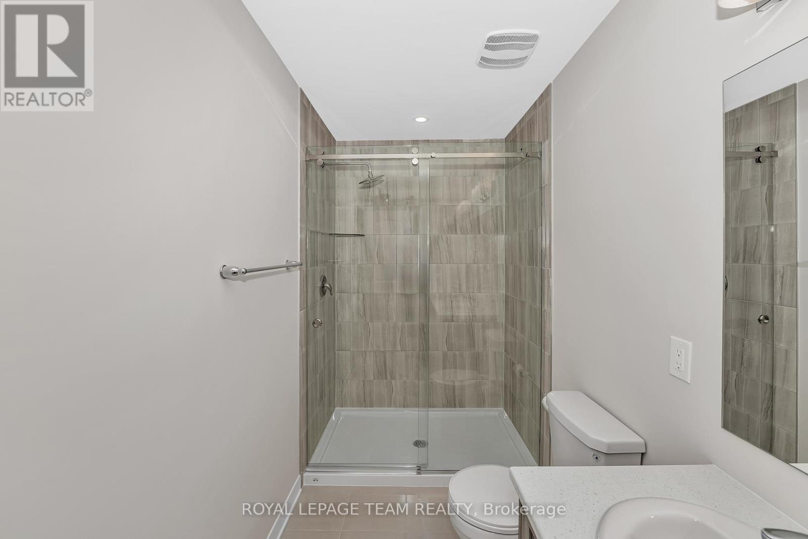 48 Pumice Place S, Ottawa, ON - Indoor Photo Showing Bathroom
