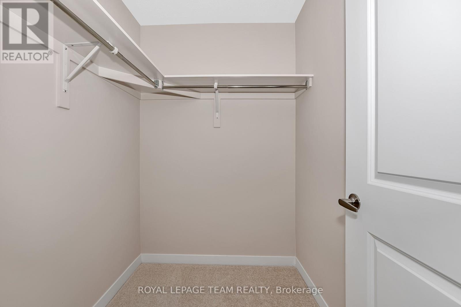 48 Pumice Place S, Ottawa, ON - Indoor With Storage