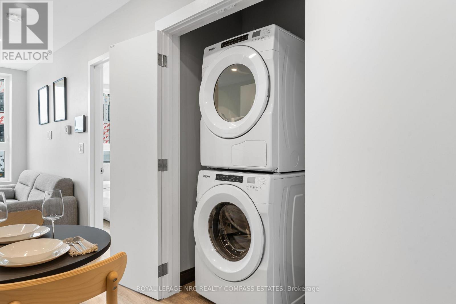 216 - 695 Niagara Street, Welland (N. Welland), ON