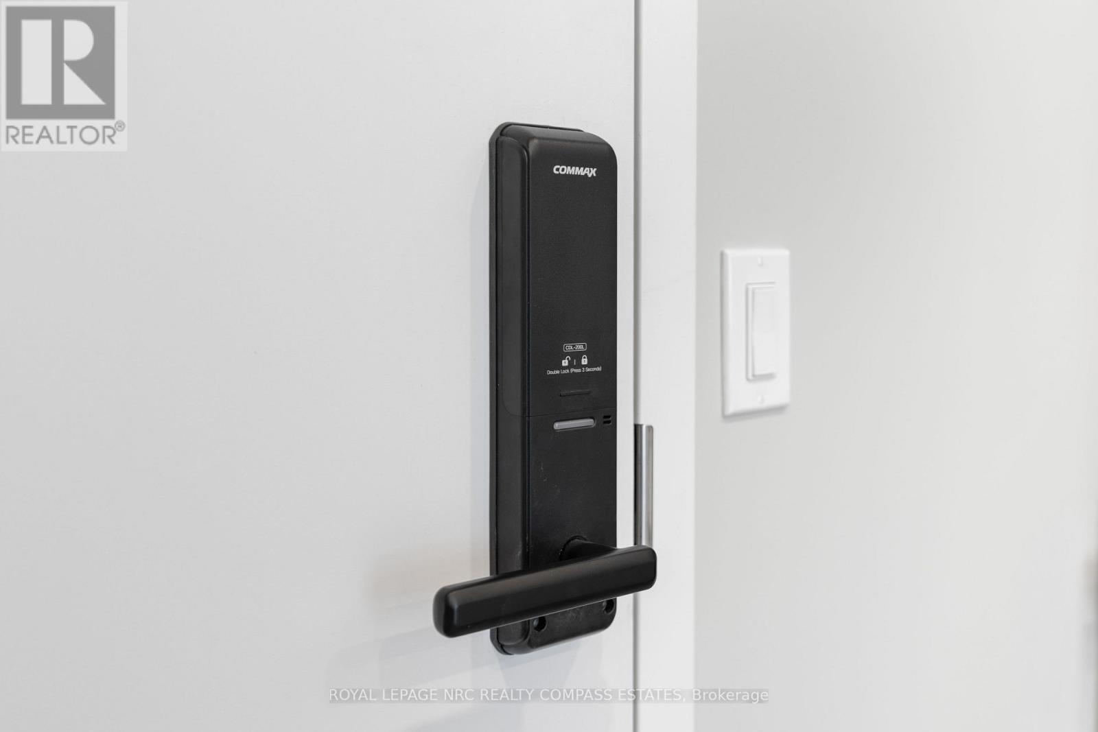 216 - 695 Niagara Street, Welland (N. Welland), ON