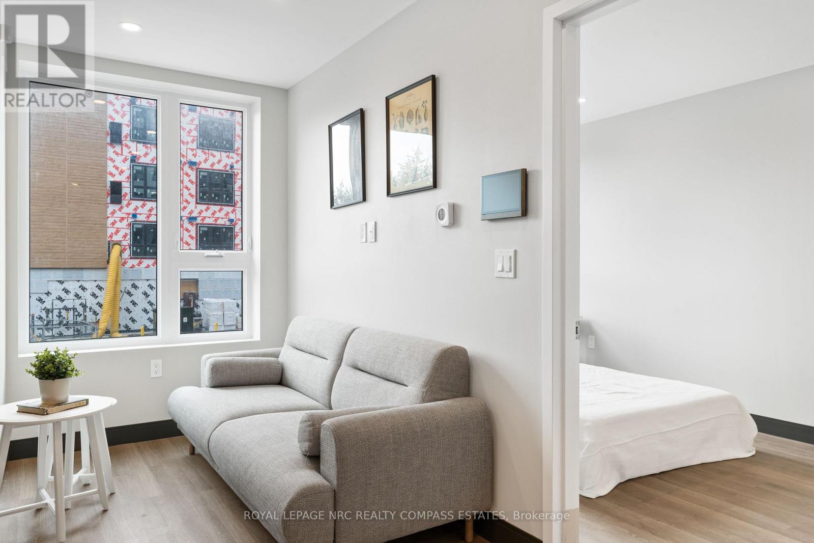 216 - 695 Niagara Street, Welland (N. Welland), ON