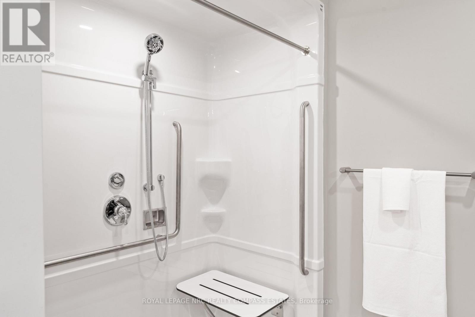 421 - 695 Niagara Street, Welland (N. Welland), ON