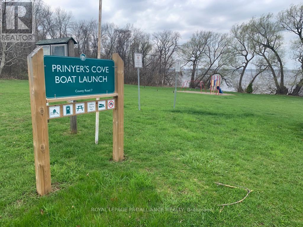 489 Prinyers Cove Crescent, Prince Edward County (North Marysburgh), ON