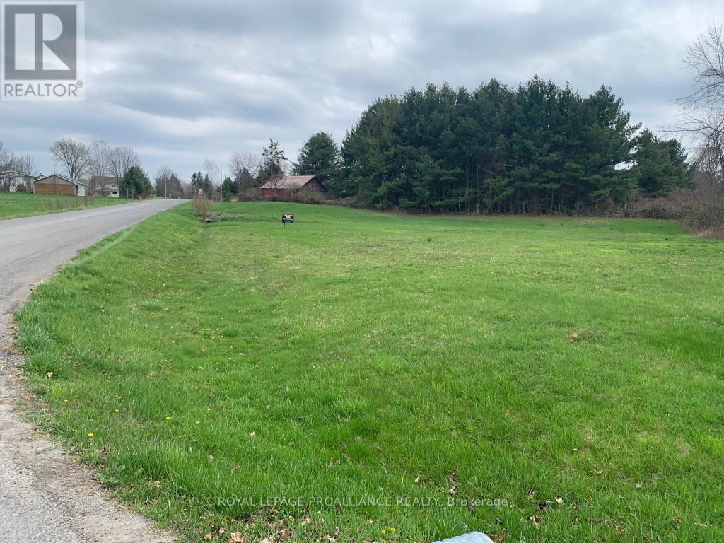 489 Prinyers Cove Crescent, Prince Edward County (North Marysburgh), ON