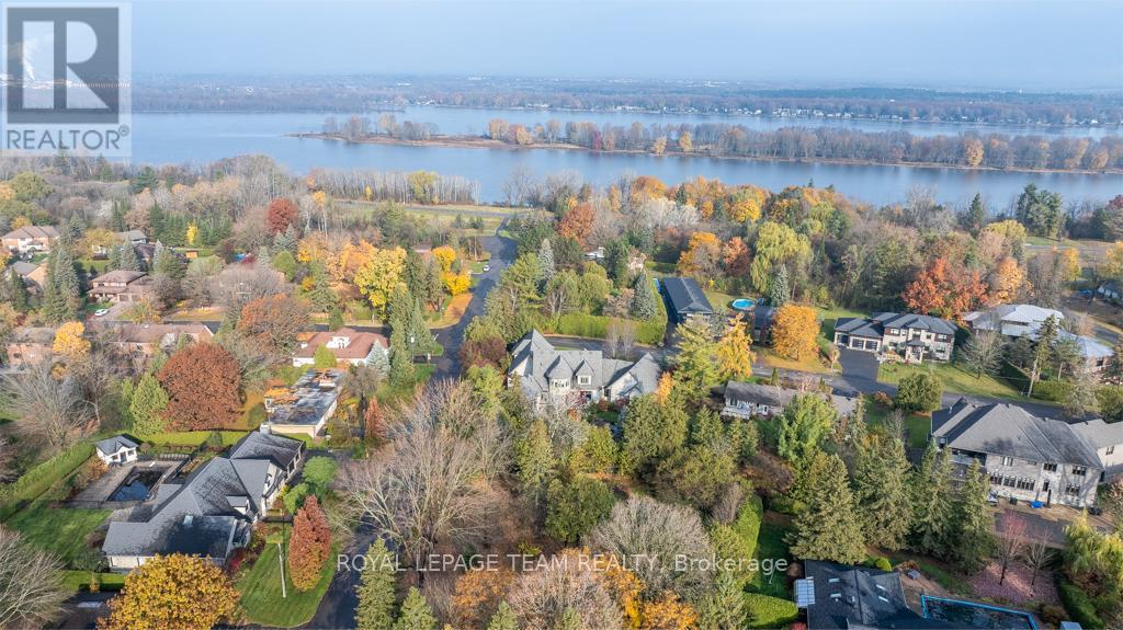 39 Rebecca Crescent, Ottawa, ON