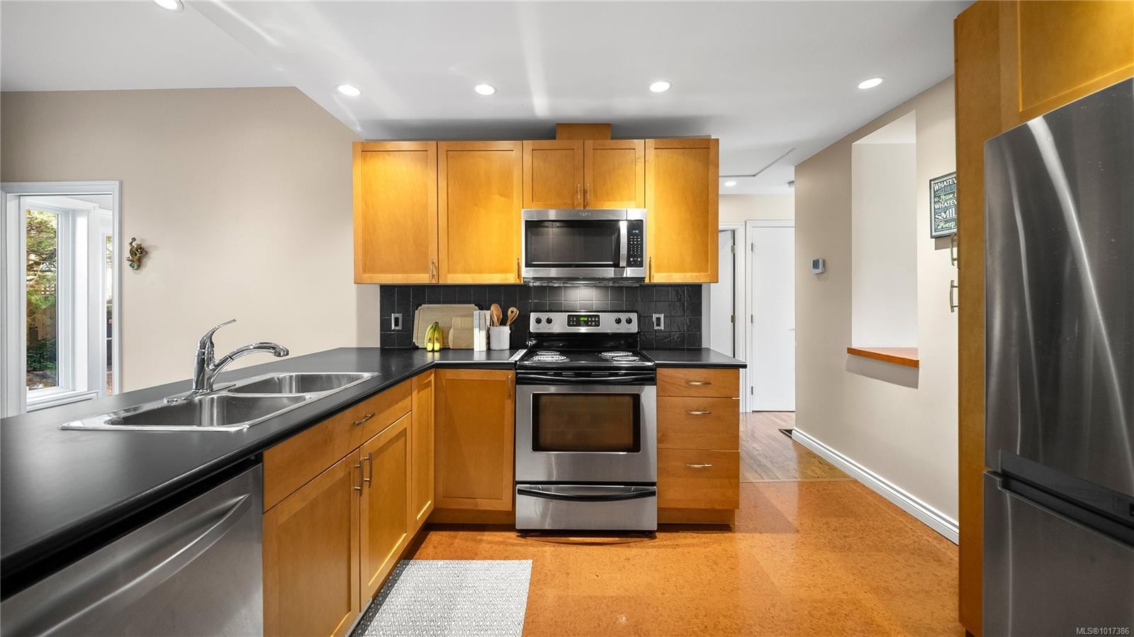 1716 Bay St, Victoria, BC