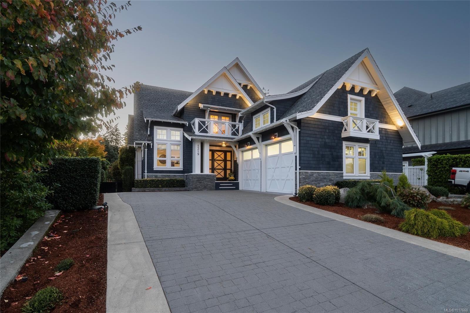 1319 Champions Crt, Langford, BC