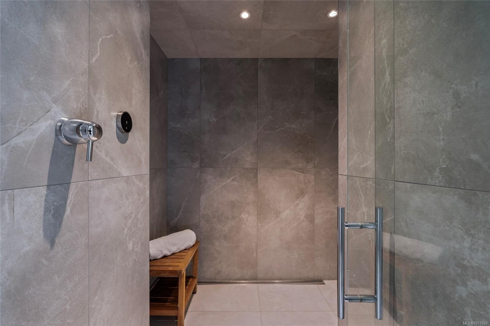 1319 Champions Crt, Langford, BC