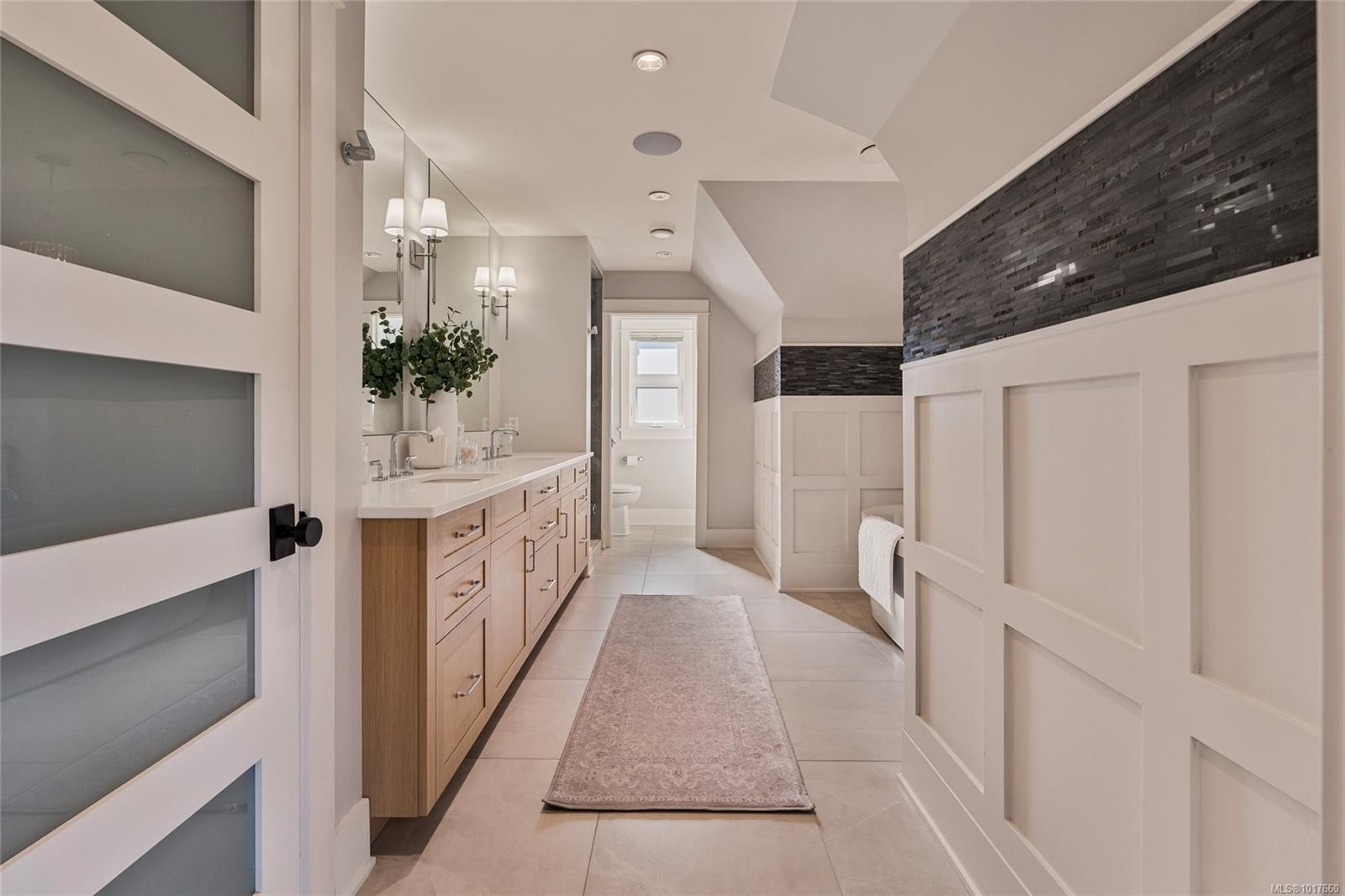 1319 Champions Crt, Langford, BC