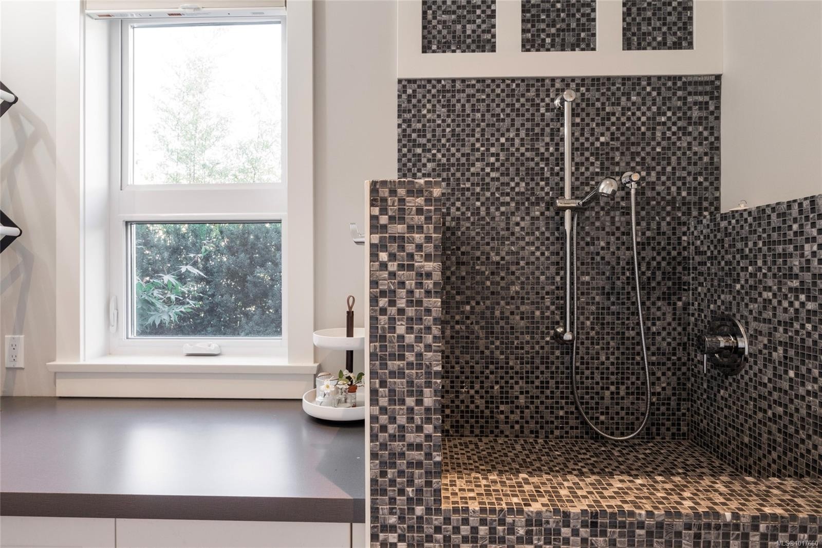 1319 Champions Crt, Langford, BC