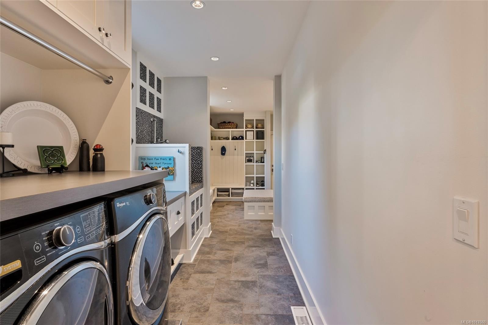 1319 Champions Crt, Langford, BC