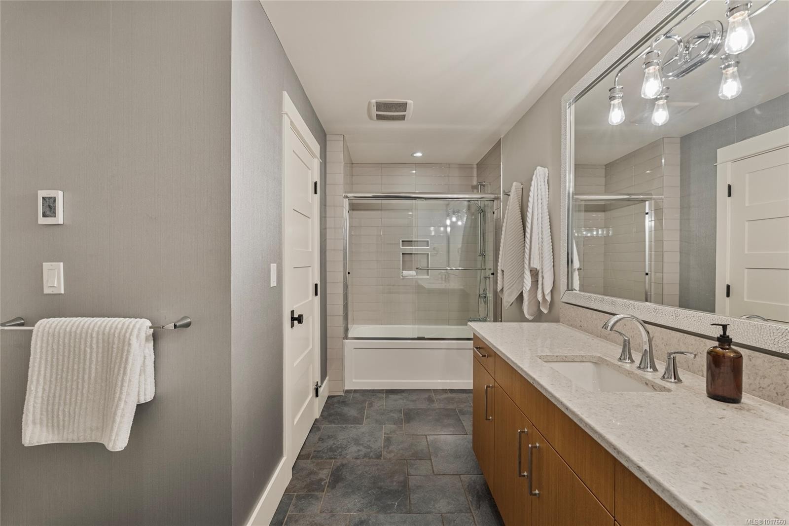 1319 Champions Crt, Langford, BC