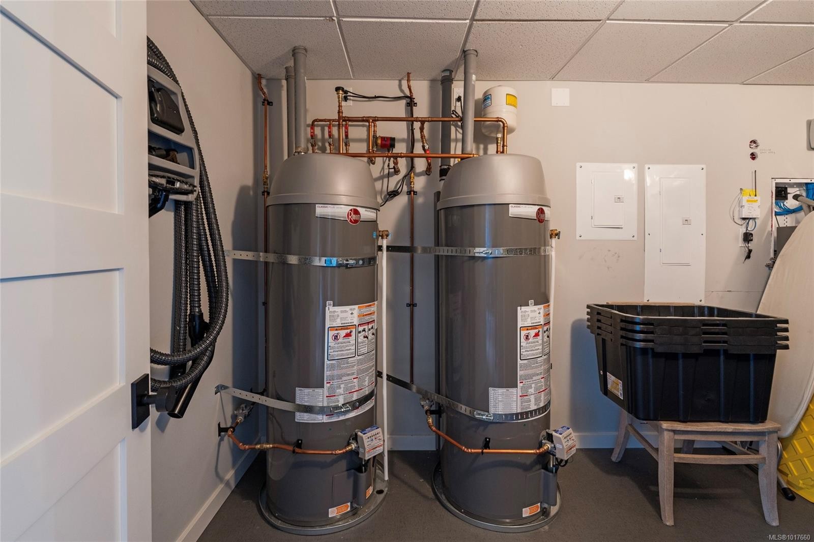 1319 Champions Crt, Langford, BC