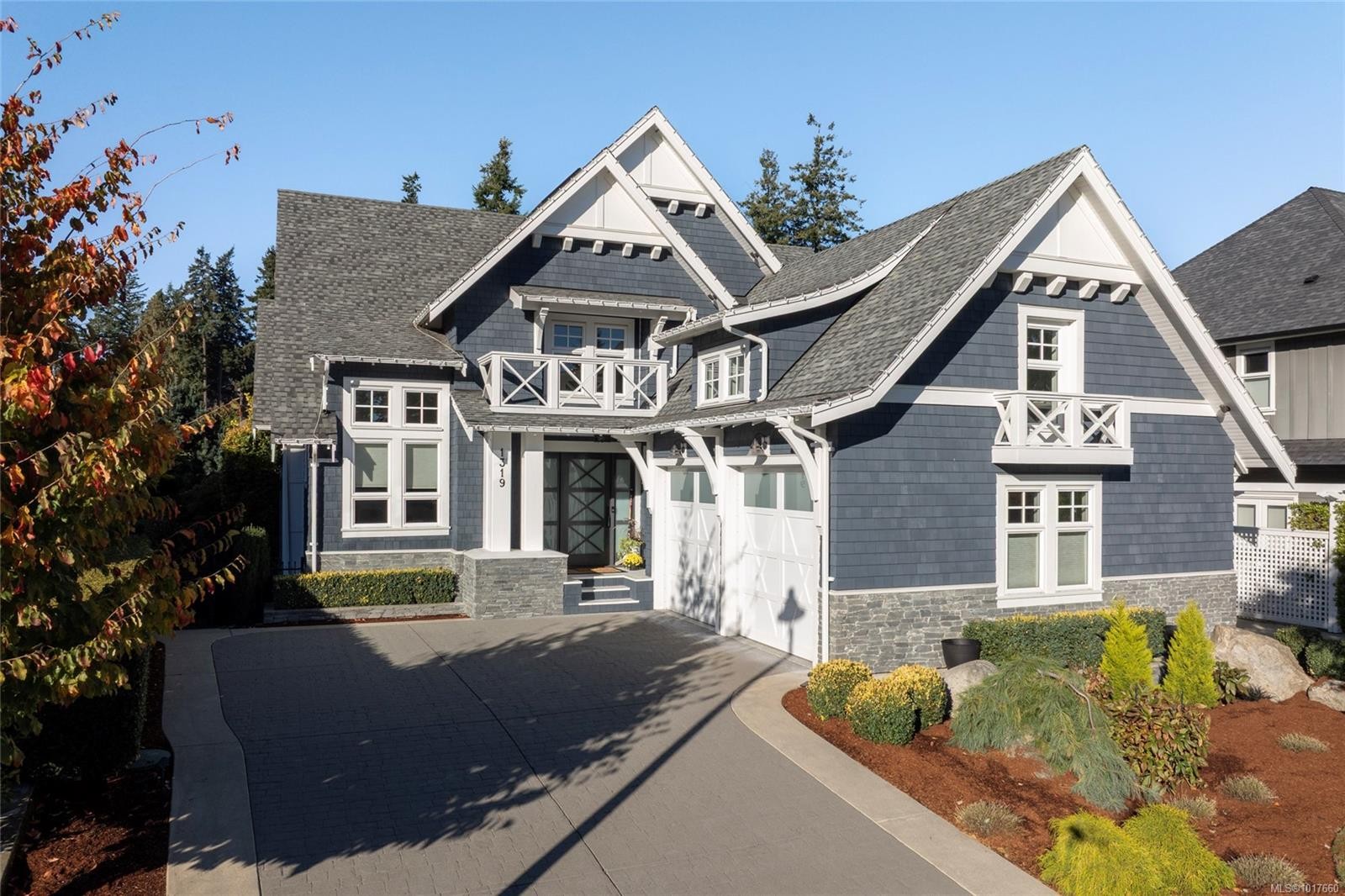 1319 Champions Crt, Langford, BC