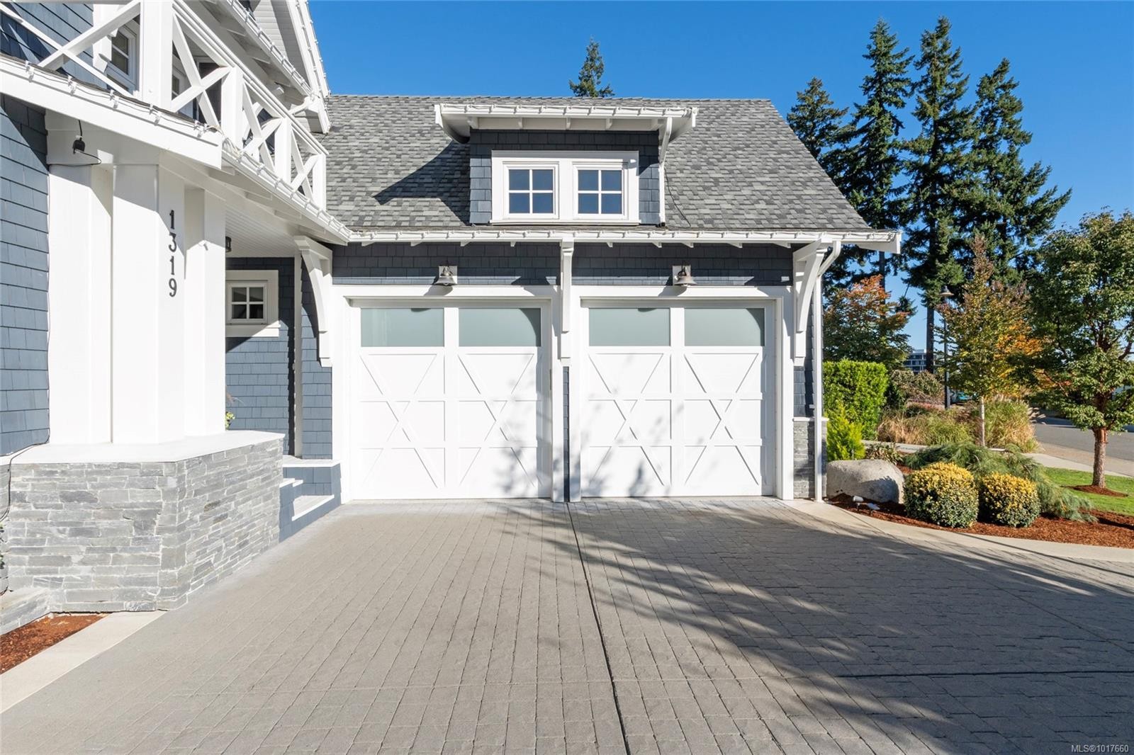 1319 Champions Crt, Langford, BC